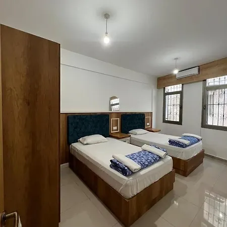 Nagas & Restaurant At Historical Part Of Отель Никосия