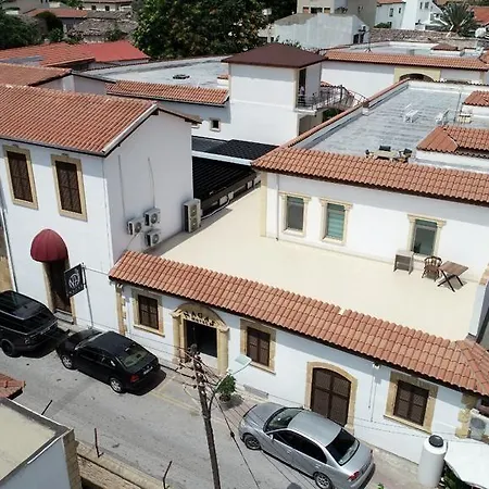 Nagas & Restaurant At Historical Part Of * Никосия