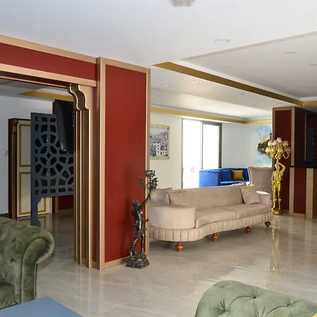 Nagas & Restaurant At Historical Part Of Hotel Nikozja