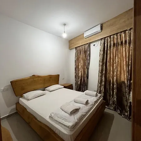 Hotel Nagas & Restaurant At Historical Part Of *