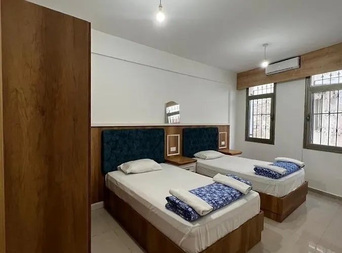 Nagas & Restaurant At Historical Part Of Hotell Nicosia